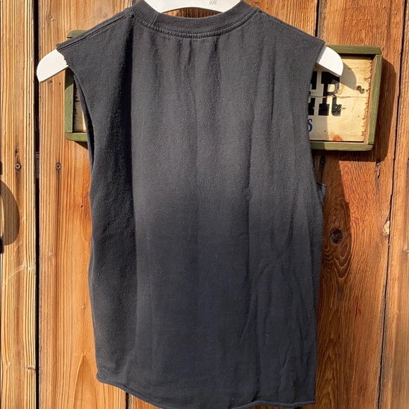 Nirvana crop top - Picture 3 of 3